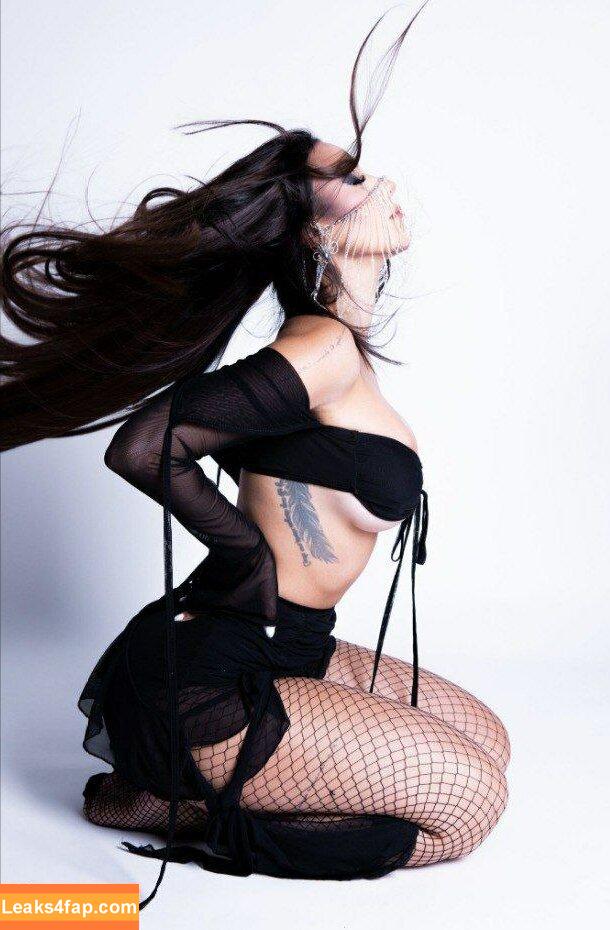 Nyvi Estephan / Discussão / nyviestephan leaked photo photo #0738