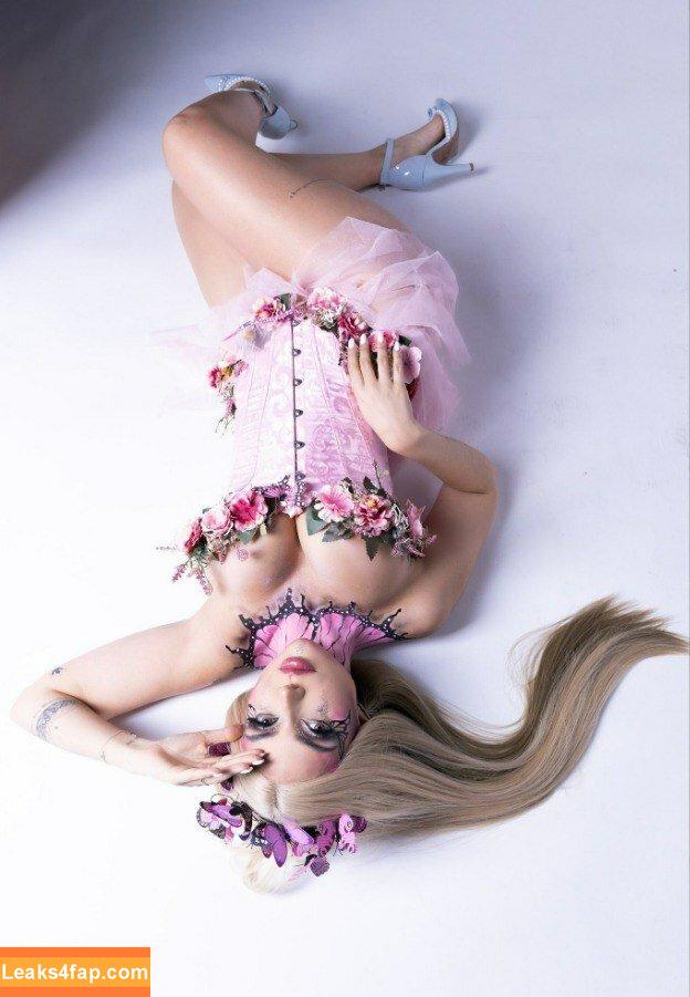 Nyvi Estephan / Discussão / nyviestephan leaked photo photo #0800