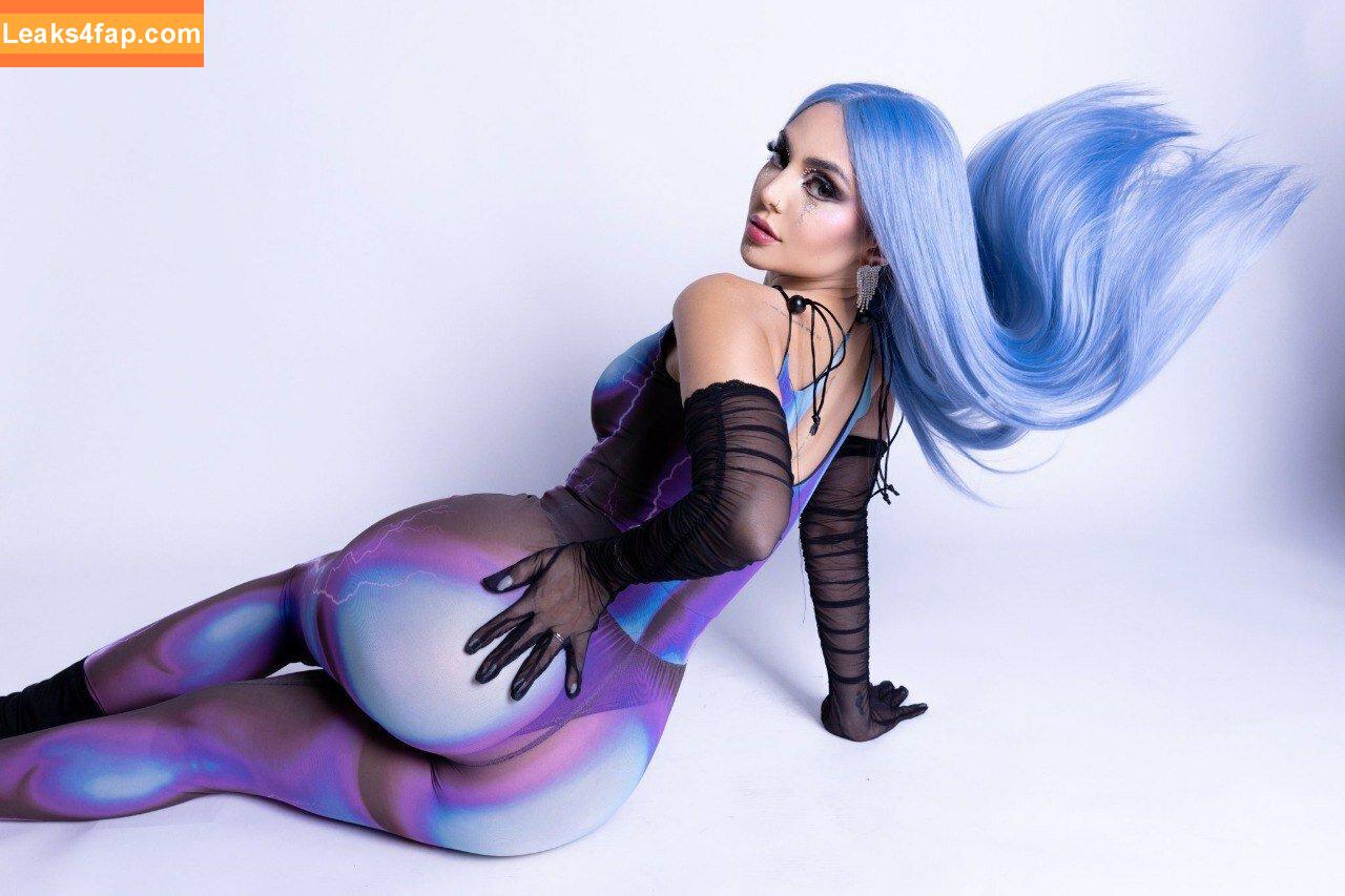 Nyvi Estephan / Discussão / nyviestephan leaked photo photo #0827