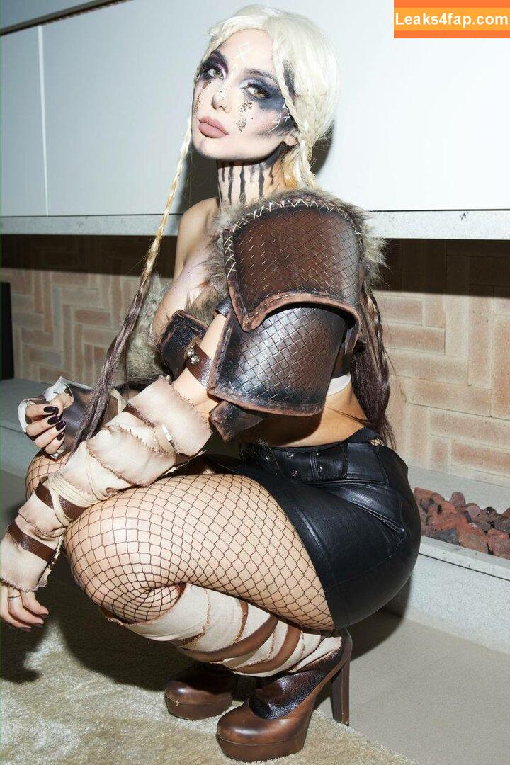 Nyvi Estephan / Discussão / nyviestephan leaked photo photo #0841