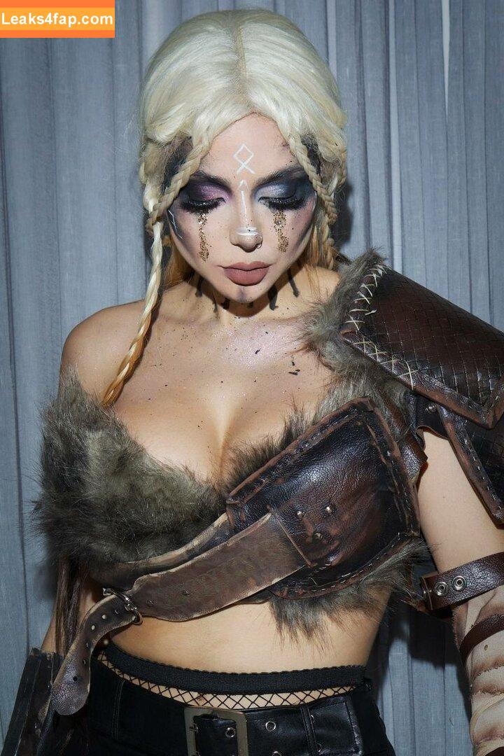 Nyvi Estephan / Discussão / nyviestephan leaked photo photo #0846