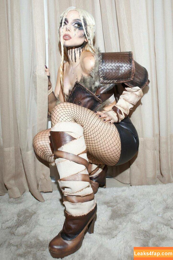 Nyvi Estephan / Discussão / nyviestephan leaked photo photo #0851