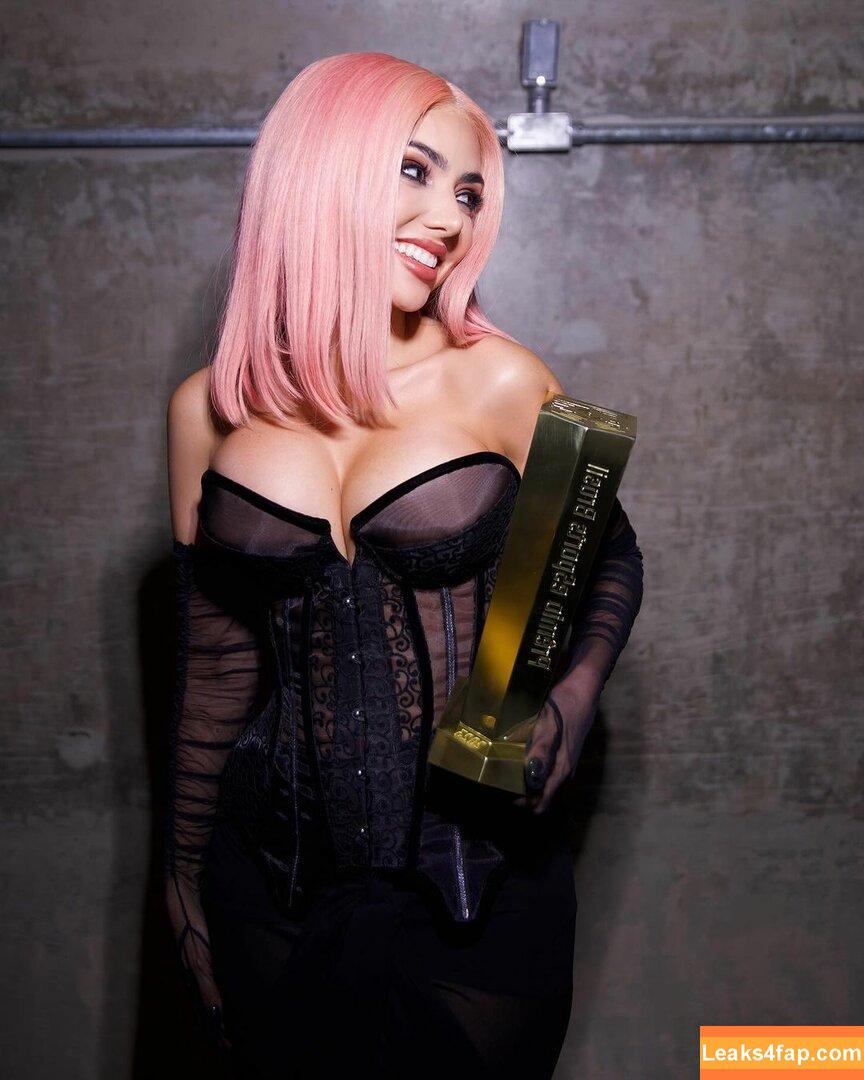 Nyvi Estephan / Discussão / nyviestephan leaked photo photo #0862