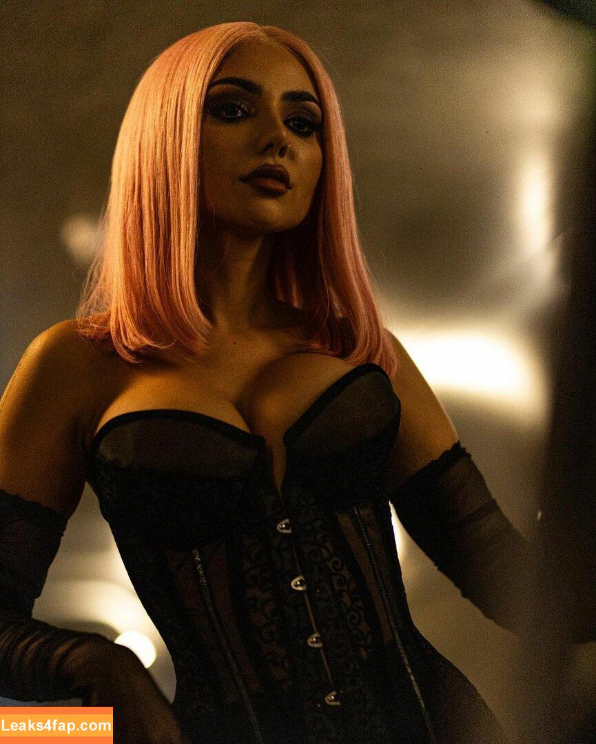 Nyvi Estephan / Discussão / nyviestephan leaked photo photo #0872