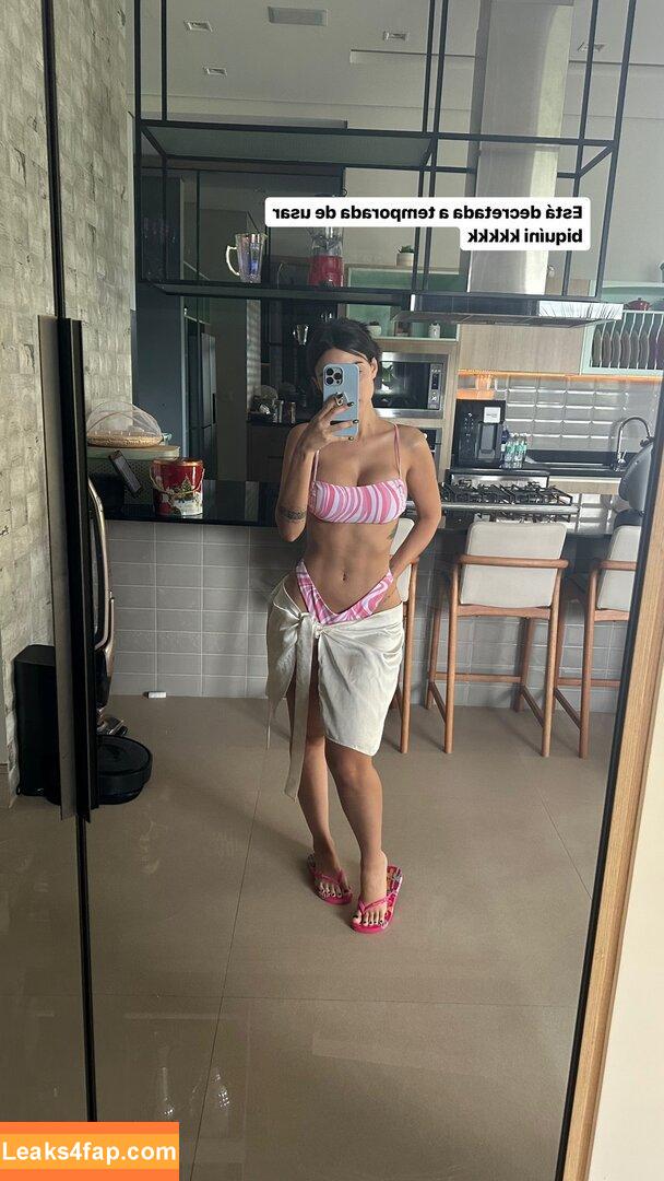 Nyvi Estephan / Discussão / nyviestephan leaked photo photo #0911