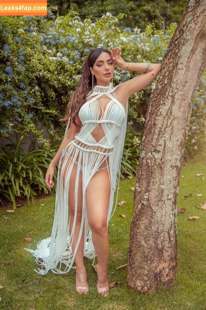 Nyvi Estephan / Discussão / nyviestephan leaked photo photo #0919