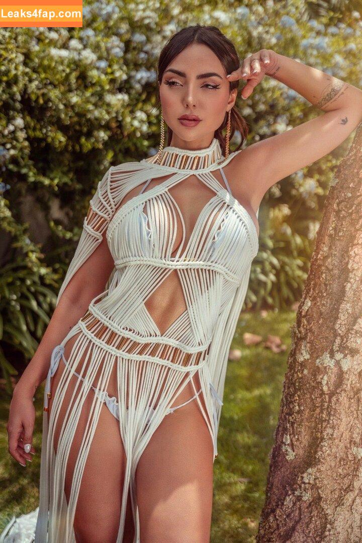 Nyvi Estephan / Discussão / nyviestephan leaked photo photo #0928