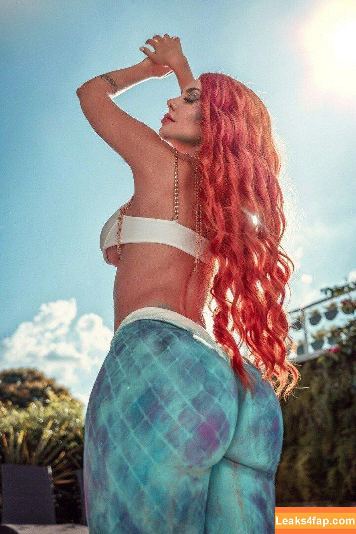 Nyvi Estephan / Discussão / nyviestephan leaked photo photo #0969