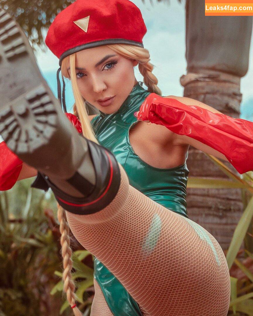 Nyvi Estephan / Discussão / nyviestephan leaked photo photo #0997