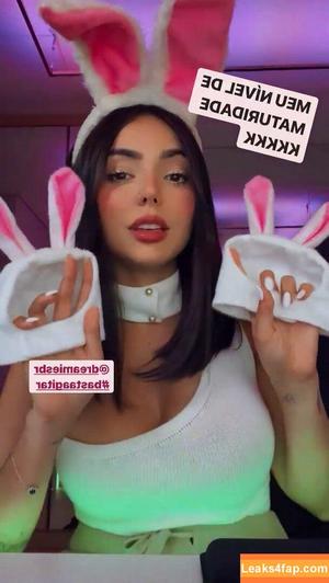 Nyvi Estephan фото #0042