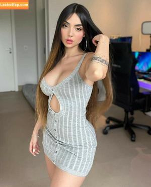 Nyvi Estephan фото #0082