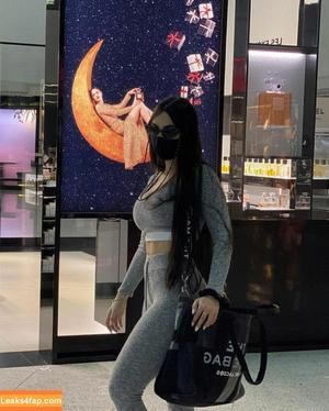 Nyvi Estephan фото #0096