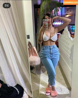 Nyvi Estephan фото #0212