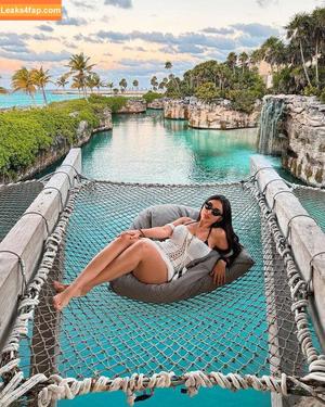 Nyvi Estephan фото #0260