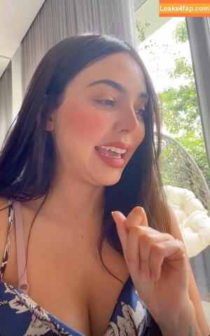 Nyvi Estephan фото #0278