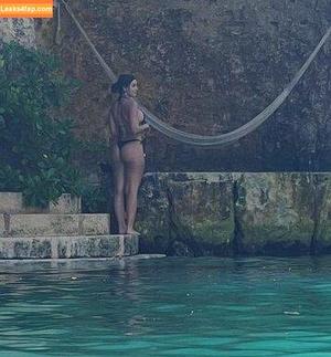 Nyvi Estephan фото #0328