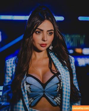 Nyvi Estephan фото #0330