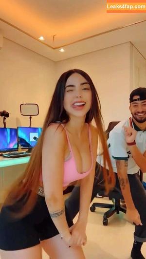 Nyvi Estephan фото #0376