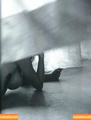 Nyvi Estephan фото #0417