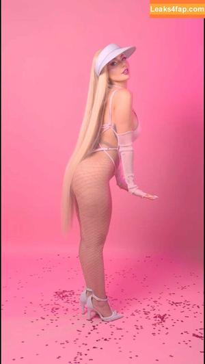 Nyvi Estephan фото #0454