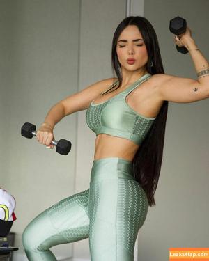 Nyvi Estephan photo #0541