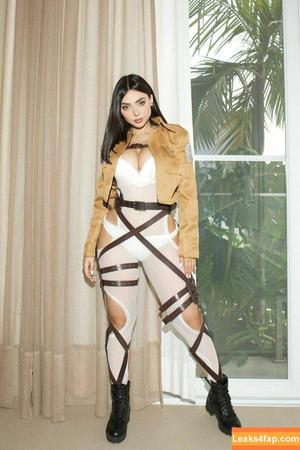 Nyvi Estephan photo #0671