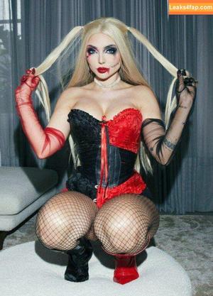 Nyvi Estephan photo #0723