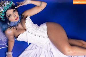 Nyvi Estephan photo #0777