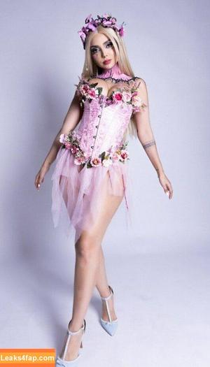 Nyvi Estephan photo #0809