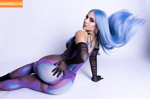 Nyvi Estephan photo #0827