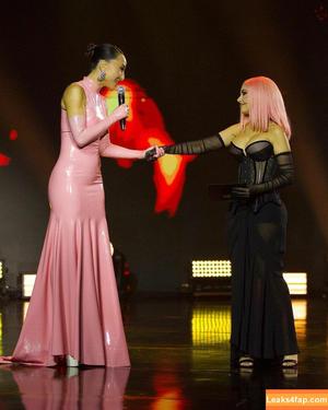 Nyvi Estephan photo #0873