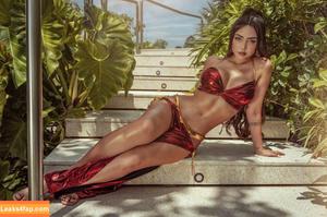 Nyvi Estephan photo #0893