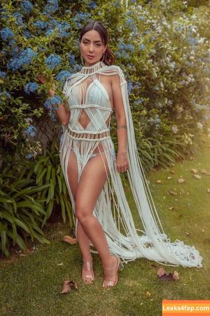 Nyvi Estephan photo #0922