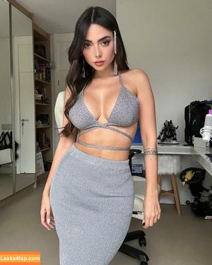 Nyvi Estephan photo #0929