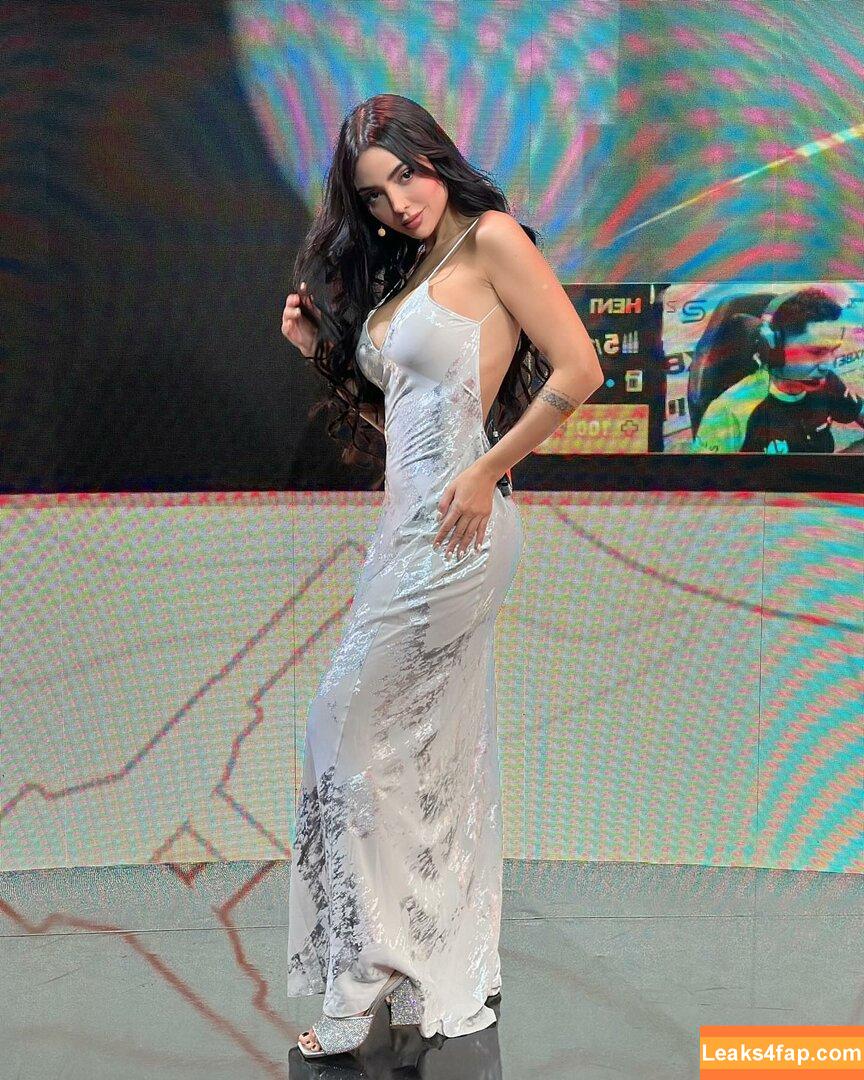 Nyvi Estephan / Discussão / nyviestephan leaked photo photo #1067