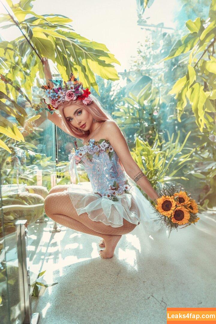 Nyvi Estephan / Discussão / nyviestephan leaked photo photo #1094