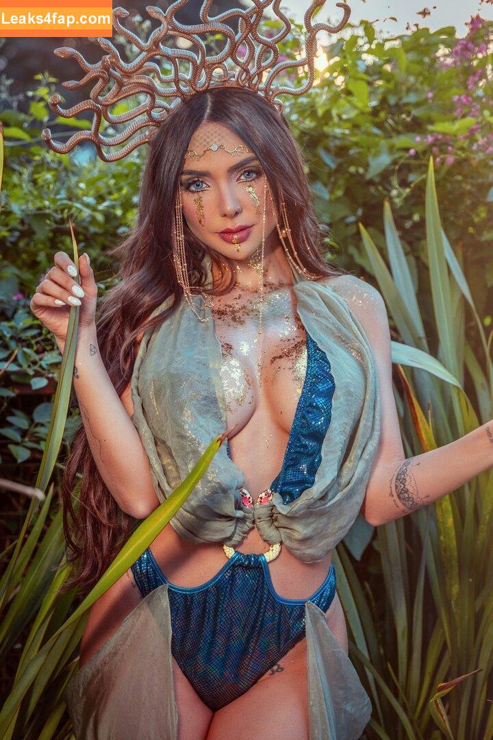 Nyvi Estephan / Discussão / nyviestephan leaked photo photo #1145