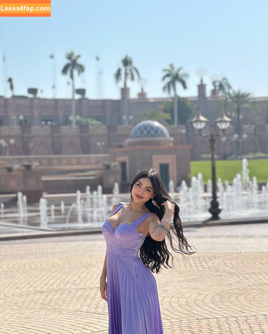 Nyvi Estephan / Discussão / nyviestephan leaked photo photo #1170