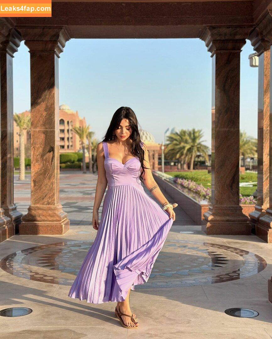 Nyvi Estephan / Discussão / nyviestephan leaked photo photo #1172