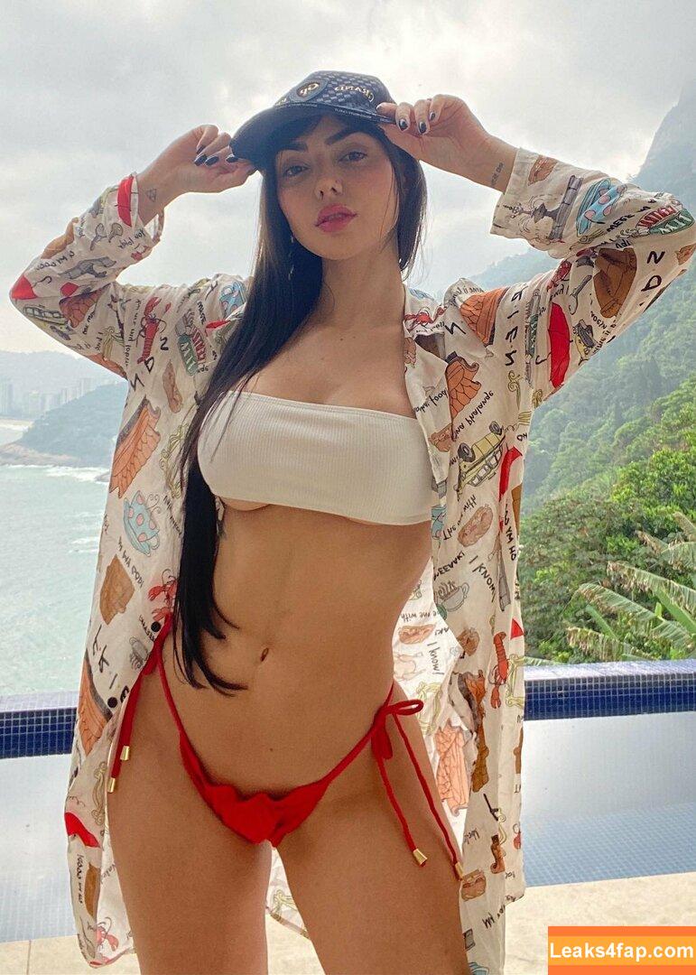 Nyvi Estephan / Discussão / nyviestephan leaked photo photo #1229