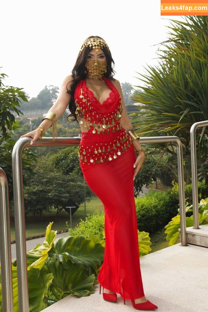 Nyvi Estephan / Discussão / nyviestephan leaked photo photo #1248