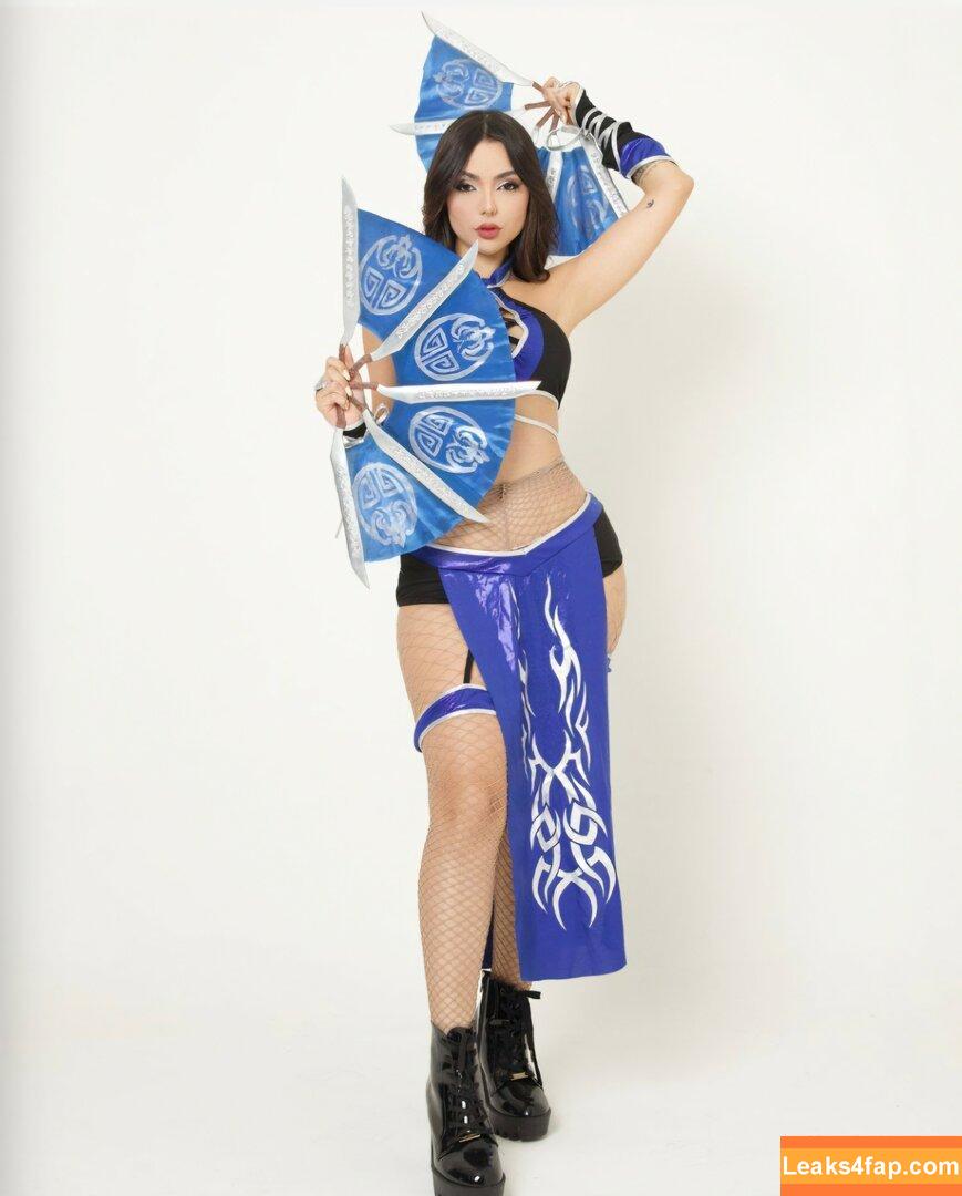 Nyvi Estephan / Discussão / nyviestephan leaked photo photo #1359