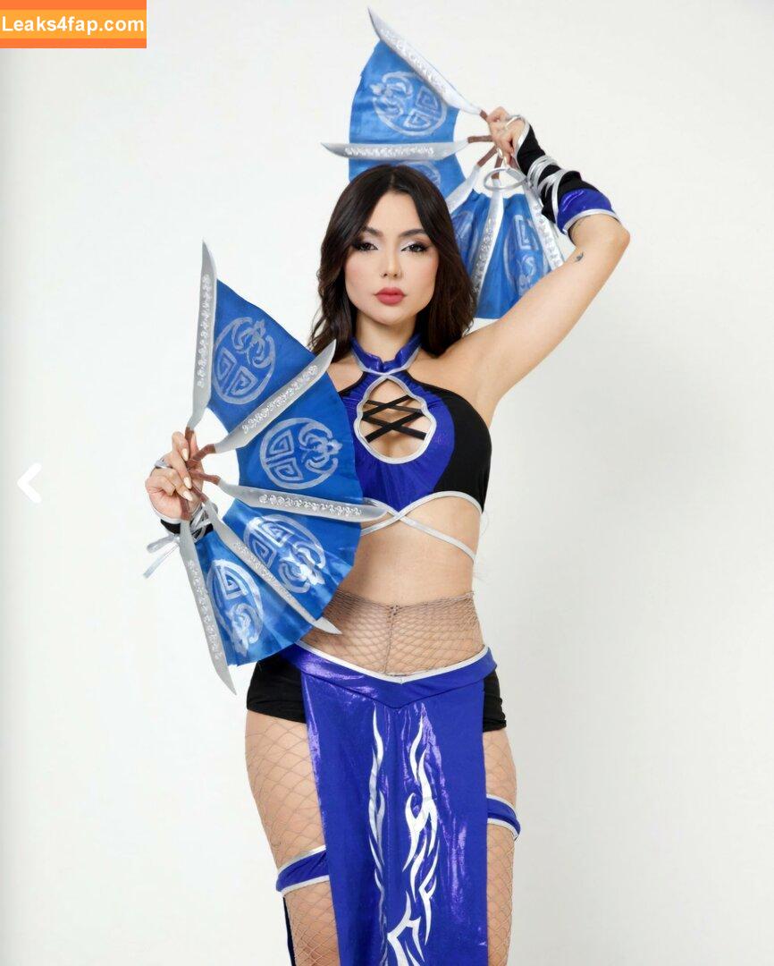 Nyvi Estephan / Discussão / nyviestephan leaked photo photo #1364