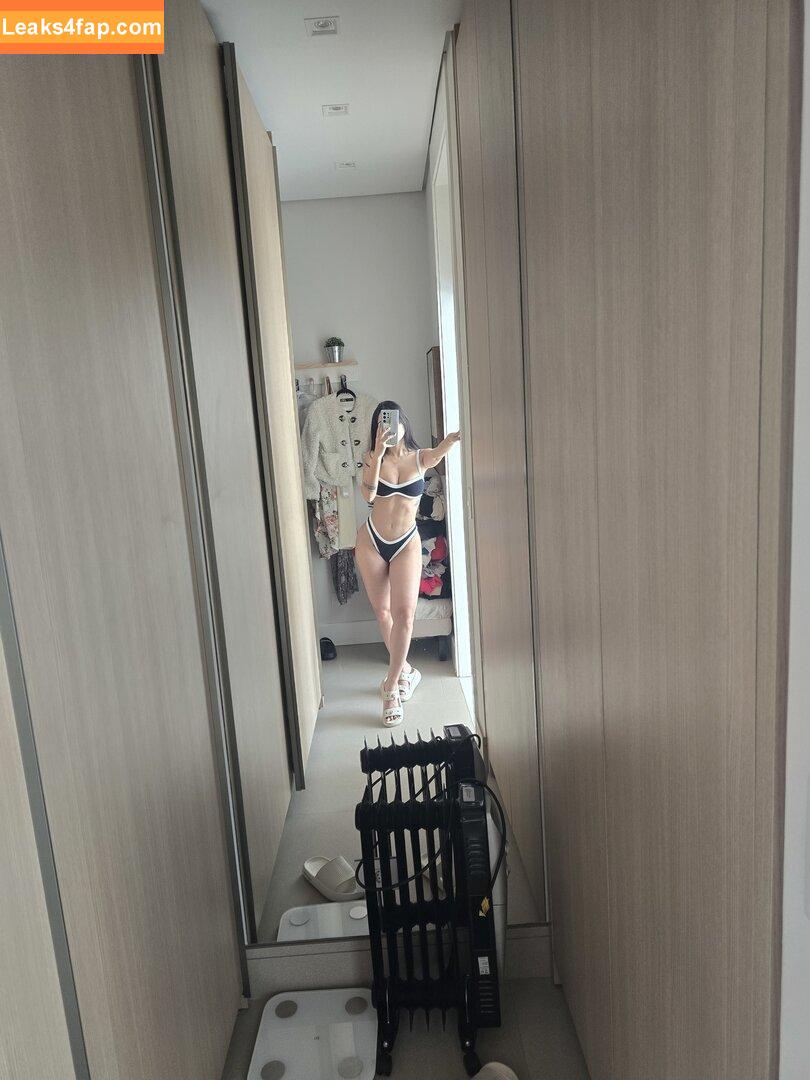 Nyvi Estephan / Discussão / nyviestephan leaked photo photo #1705