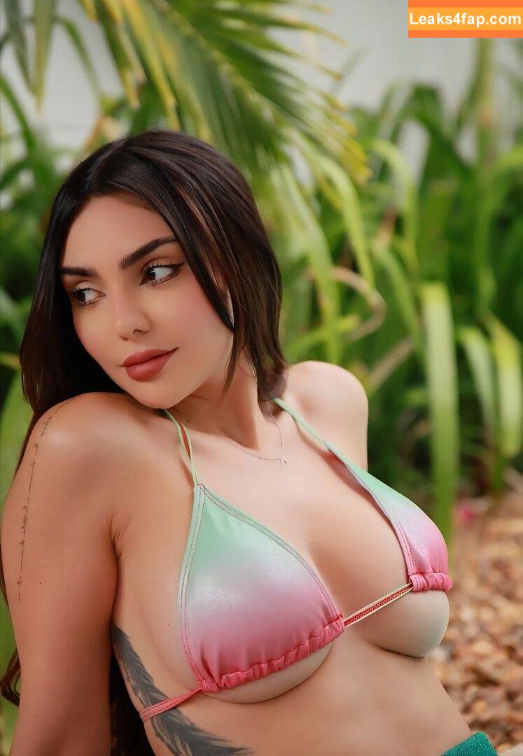 Nyvi Estephan / Discussão / nyviestephan leaked photo photo #1718
