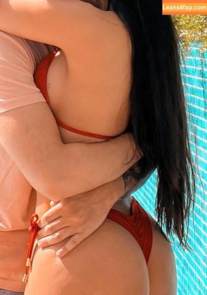 Nyvi Estephan photo #1069