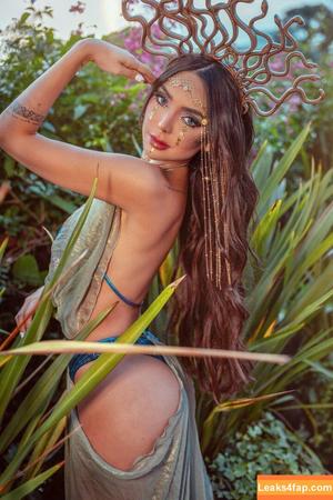 Nyvi Estephan photo #1148