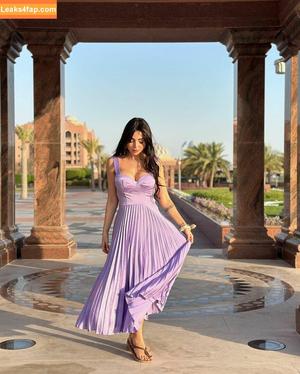 Nyvi Estephan photo #1172