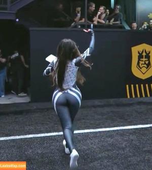 Nyvi Estephan photo #1725