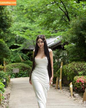 Nyvi Estephan photo #1776
